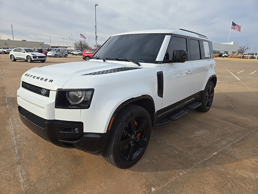 2024 Land Rover Defender X's photo