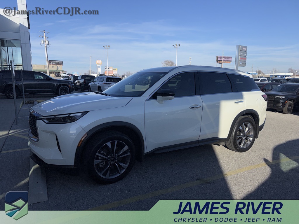 2024 INFINITI QX60 LUXE's photo