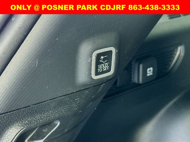 2023 Jeep Grand Cherokee Altitude photo 22