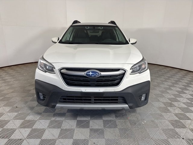 2022 Subaru Outback Limited photo 2