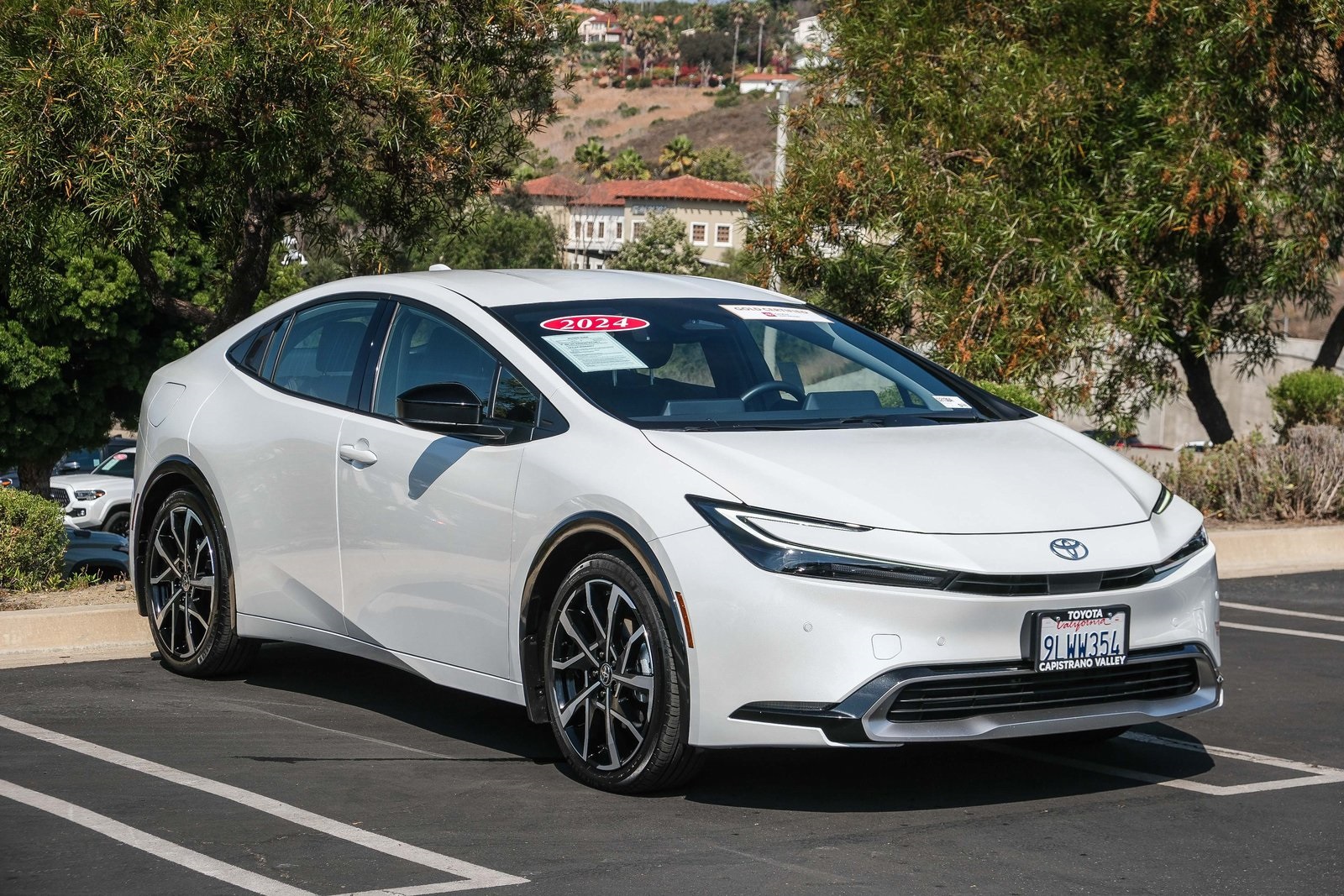 2024 Toyota Prius Prime XSE photo 2