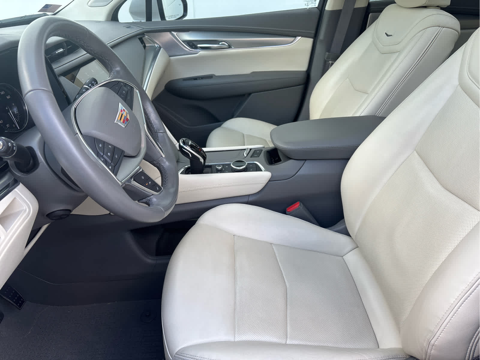 2021 Cadillac XT5 Premium Luxury photo 8