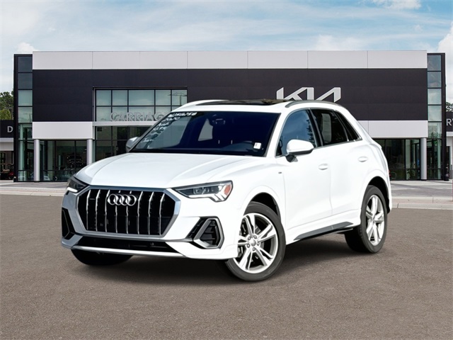 2020 Audi Q3 S Line Premium Plus's photo