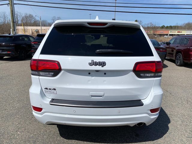 2021 Jeep Grand Cherokee Anniversary Edition photo 4