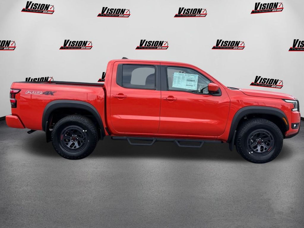 2025 Nissan Frontier PRO-4X photo 4