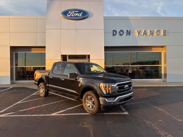 2023 Ford F-150 XLT's photo
