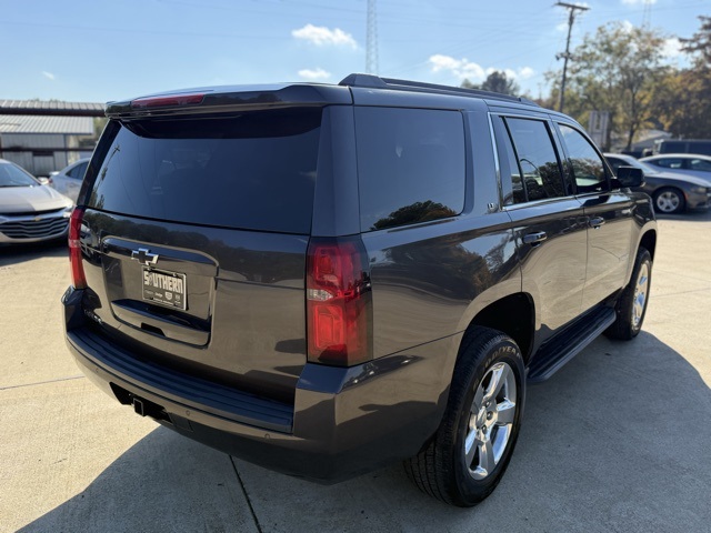 2017 Chevrolet Tahoe LT photo 4