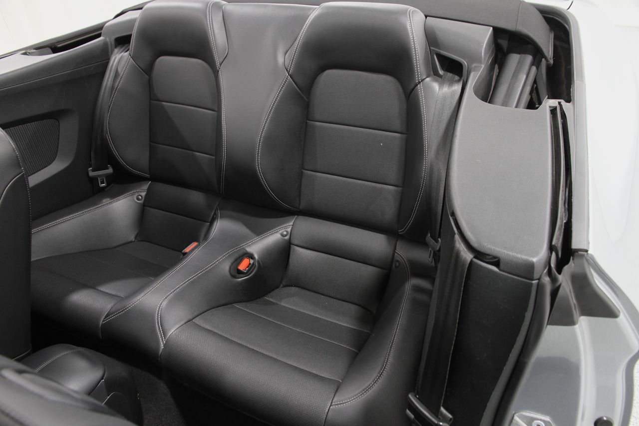 2023 Ford Mustang EcoBoost Premium Convertible photo 18