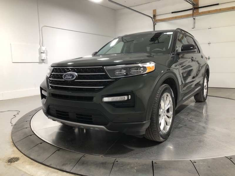 2024 Ford Explorer XLT photo 3