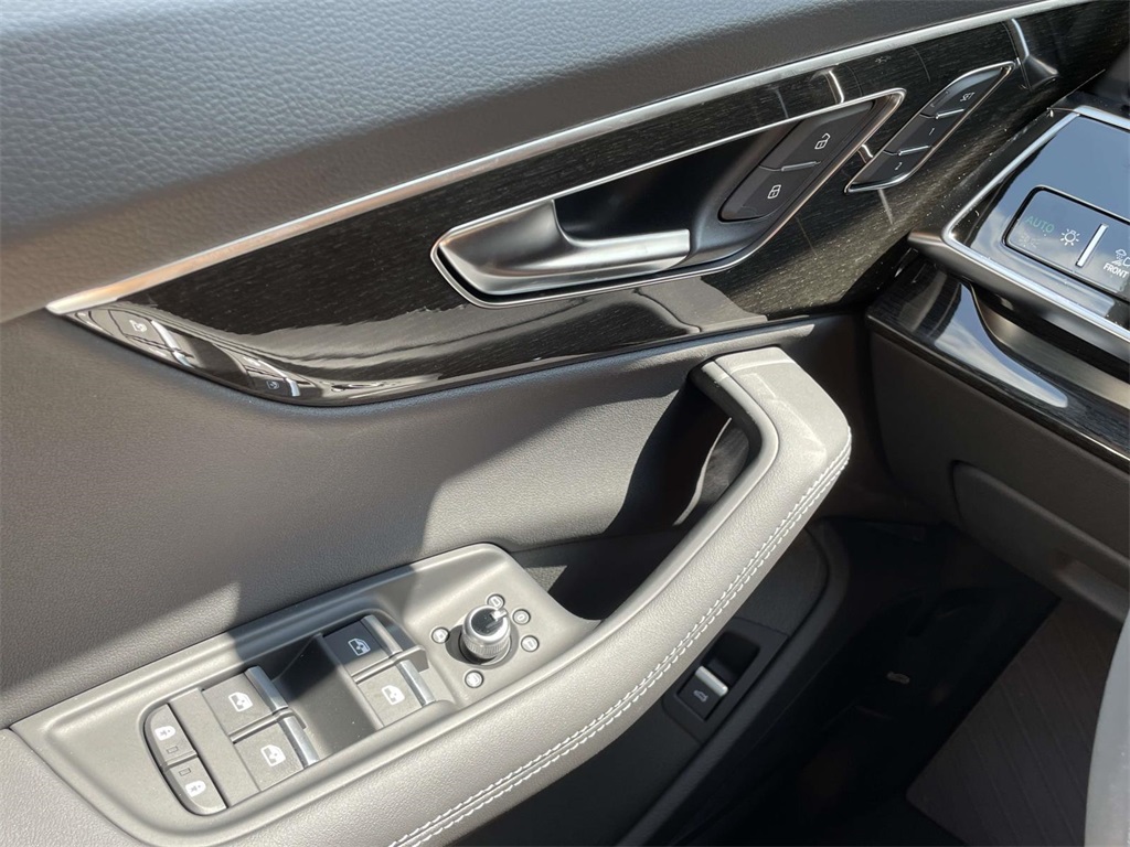 2025 Audi Q7 Premium Plus 55 photo 26