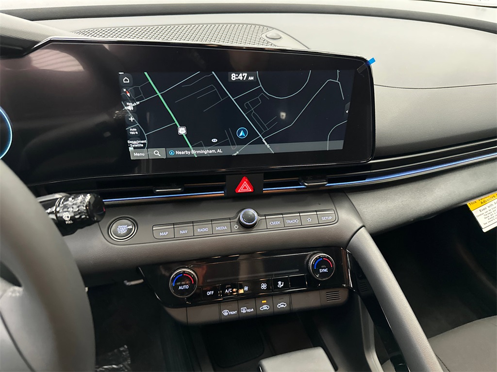 2025 Hyundai Elantra Hybrid SEL Sport photo 26
