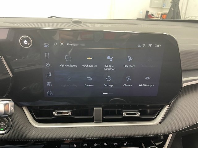 2026 Chevrolet Equinox LT photo 3