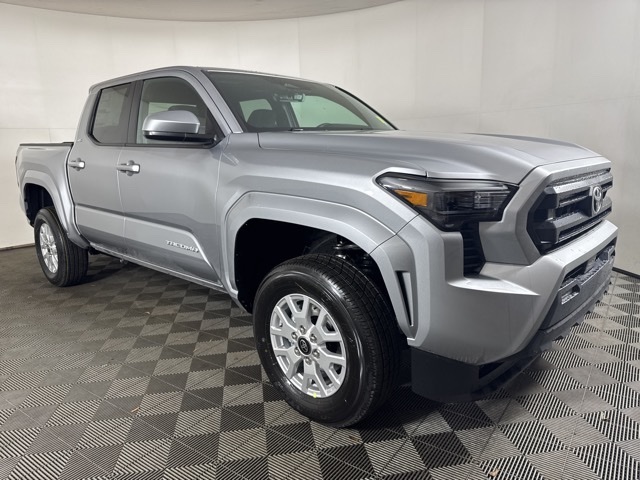 2026 Toyota Tacoma SR5's photo