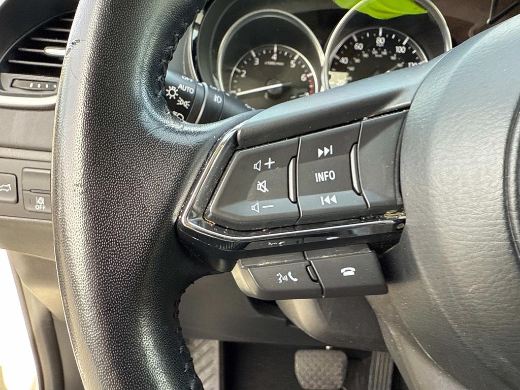 2022 Mazda CX-9 Touring photo 33