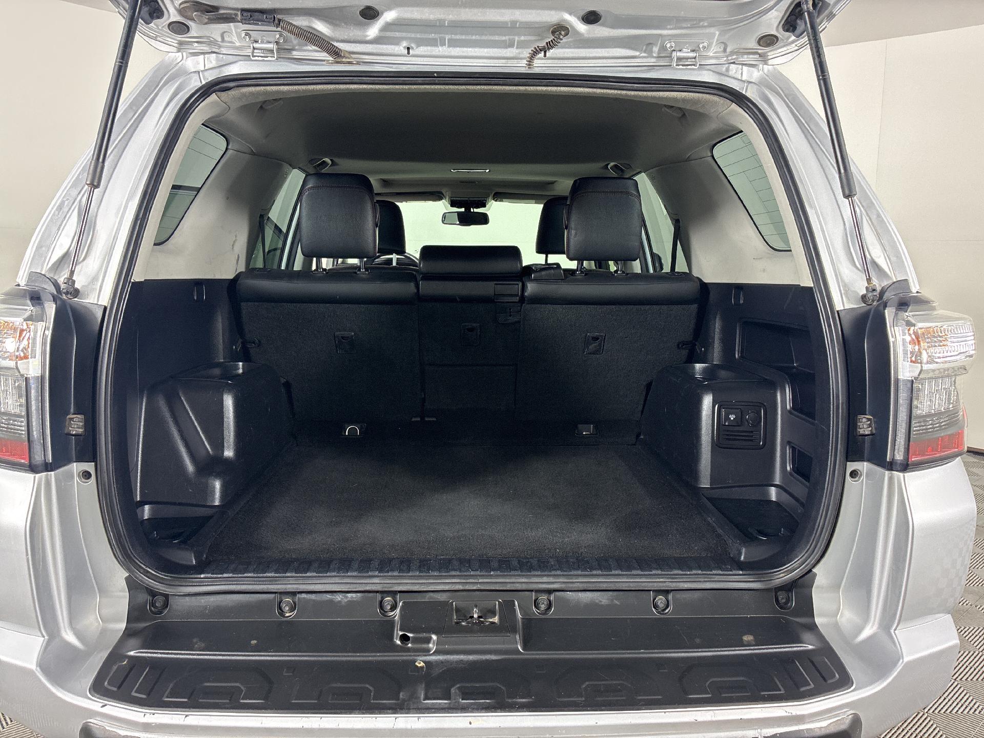 2016 Toyota 4Runner TRD Pro photo 17