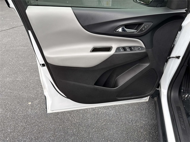 2019 Chevrolet Equinox LS photo 25