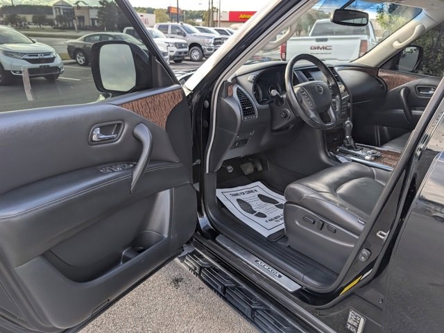 2019 Nissan Armada SV photo 13
