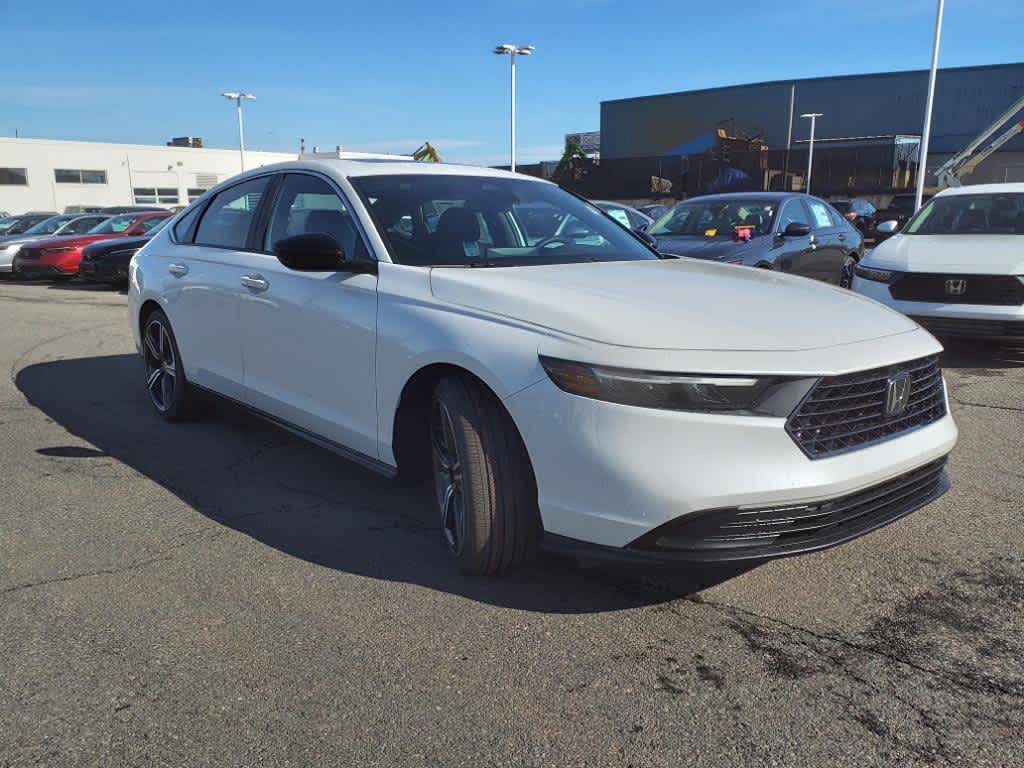 2025 Honda Accord Sport photo 2