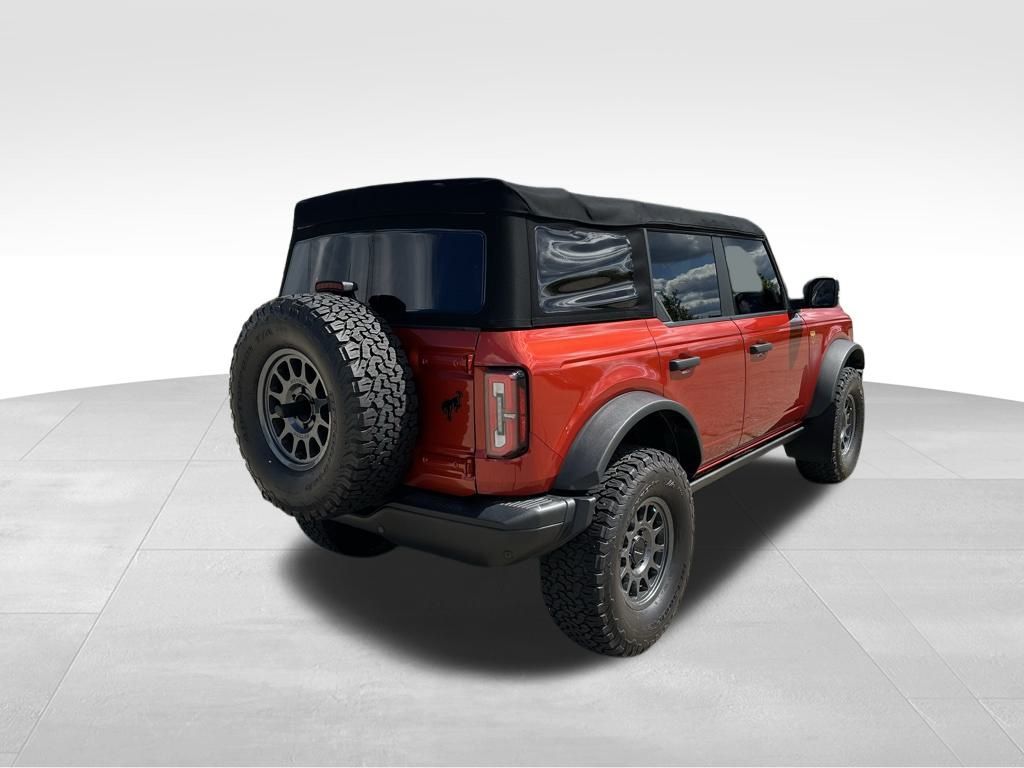2022 Ford Bronco Badlands photo 3