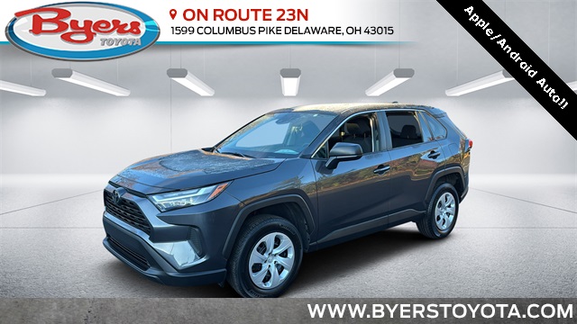 2024 Toyota RAV4 LE's photo
