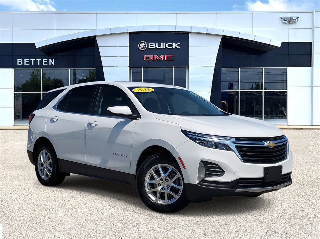 2022 Chevrolet Equinox LT photo 2