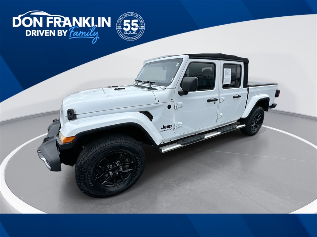 2021 Jeep Gladiator Sport S's photo