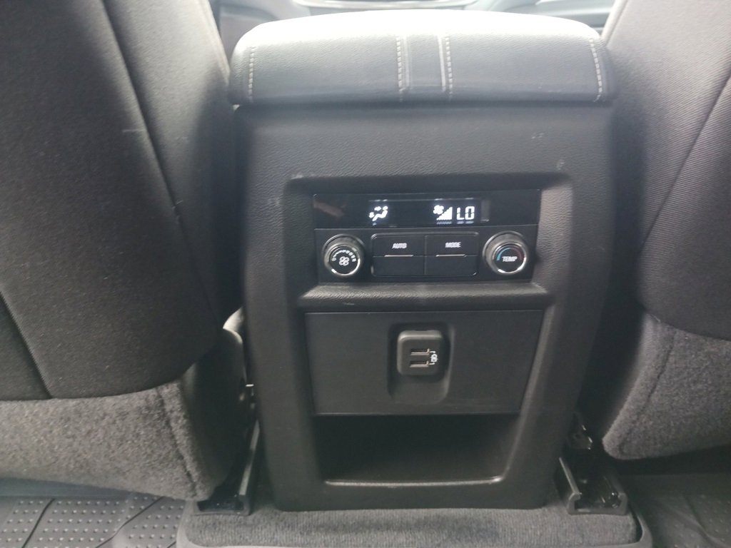 2021 Chevrolet Traverse Cloth photo 23