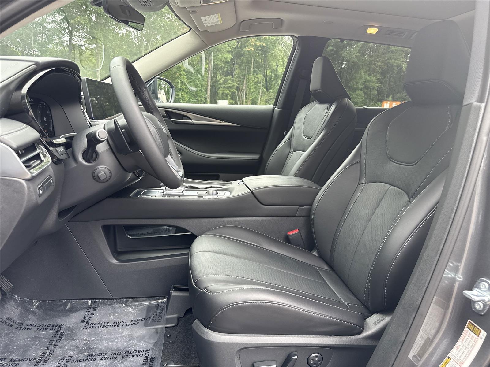 2025 Infiniti QX60 Luxe photo 8