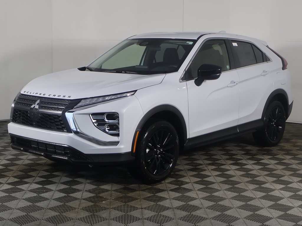 2025 Mitsubishi Eclipse Cross LE photo 6