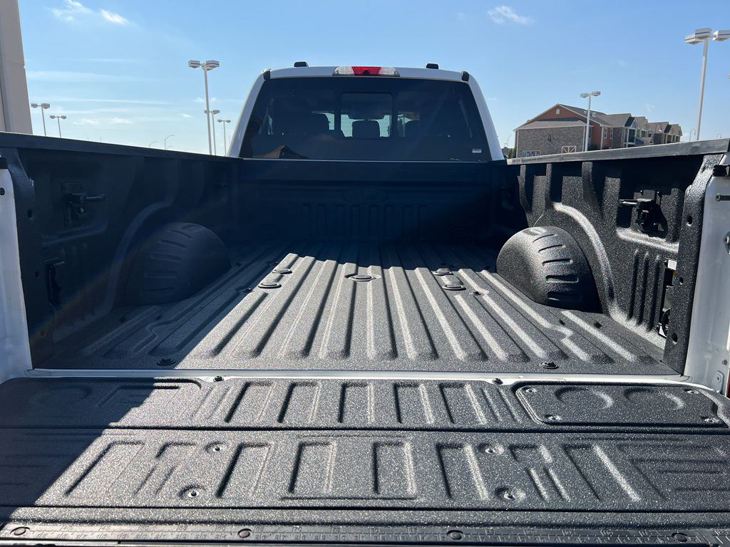 2023 Ford F-350 Lariat photo 7
