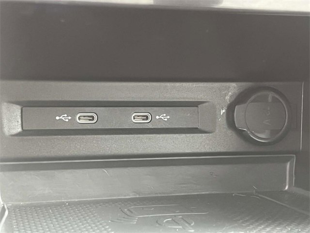 2022 Volkswagen Tiguan SE photo 18