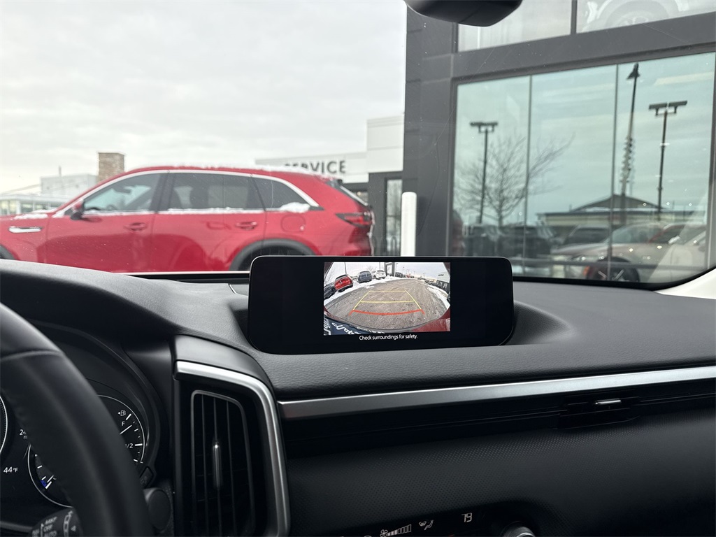 2025 MAZDA CX-50 - Image 16