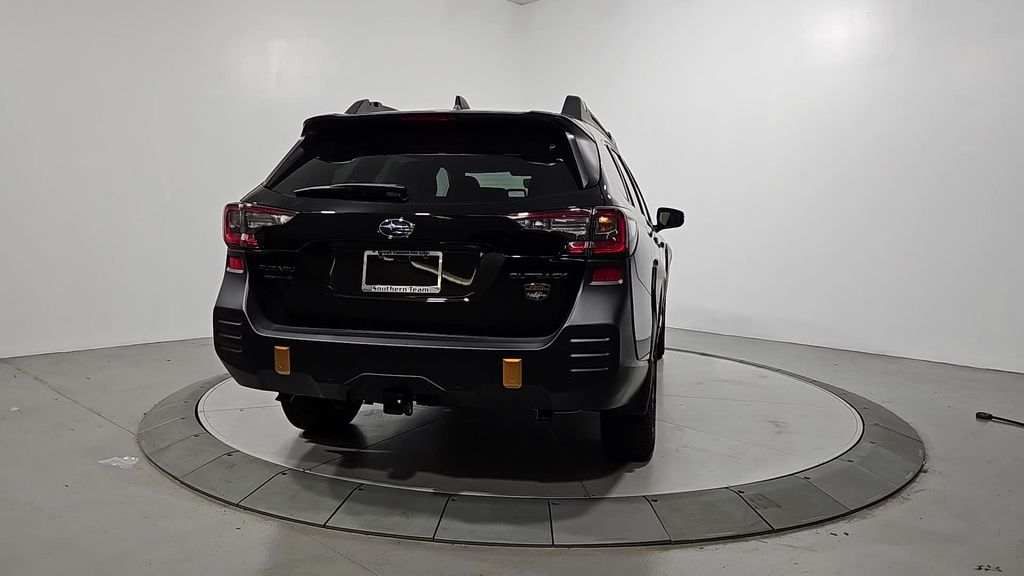 2025 Subaru Outback Wilderness photo 4