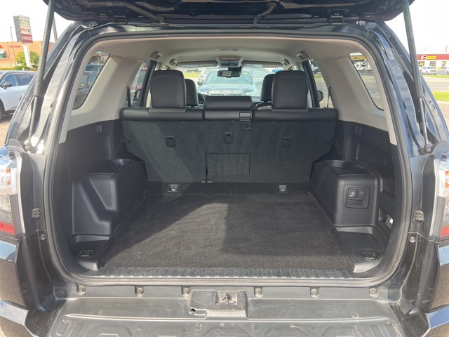 2024 Toyota 4Runner SR5 Premium photo 3