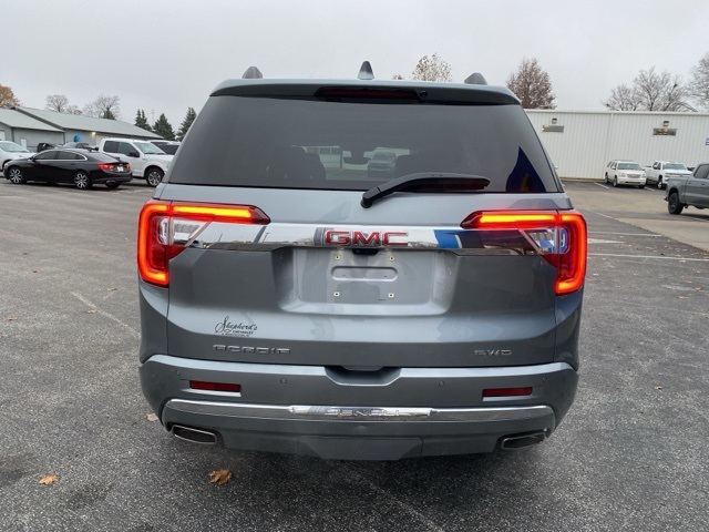 2023 Gmc Acadia Denali photo 2