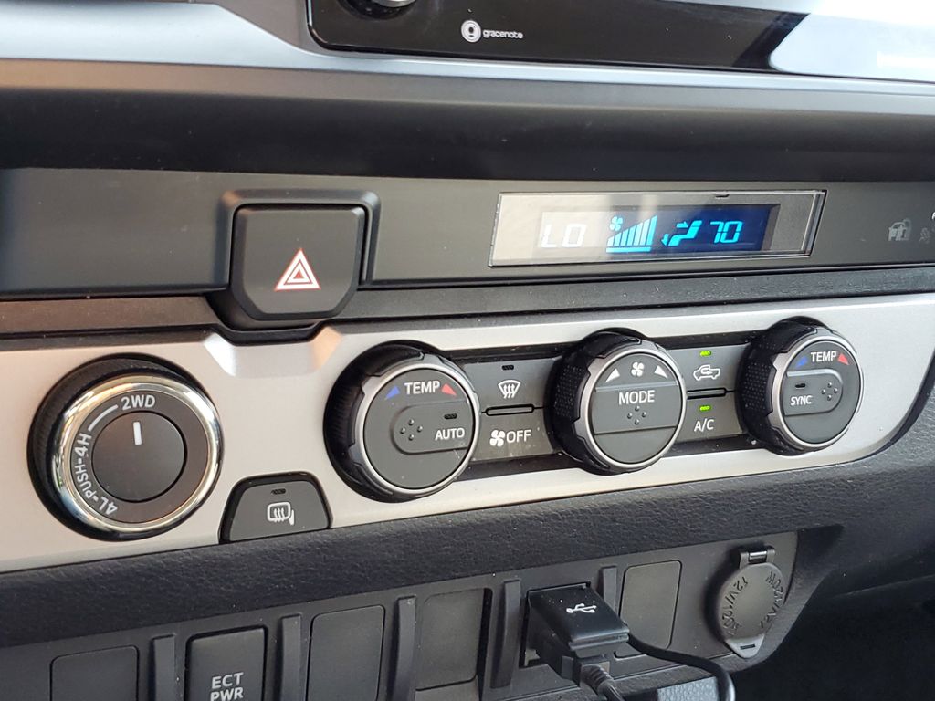 2022 Toyota Tacoma SR photo 20