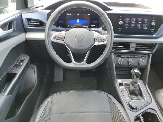 2022 Volkswagen Taos SE photo 19