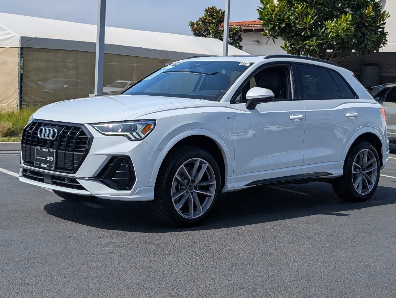 2025 Audi Q3 S line Premium photo 3
