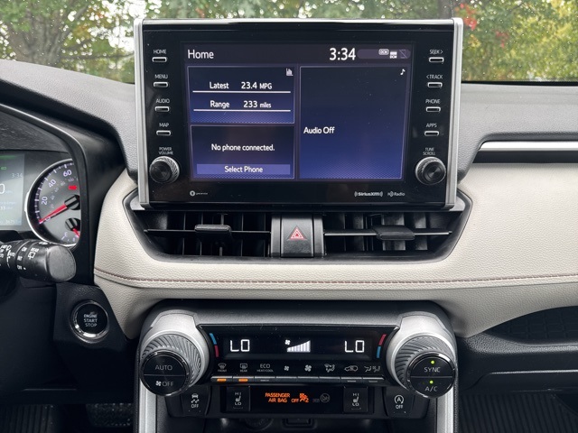 2022 Toyota RAV4 XLE photo 28