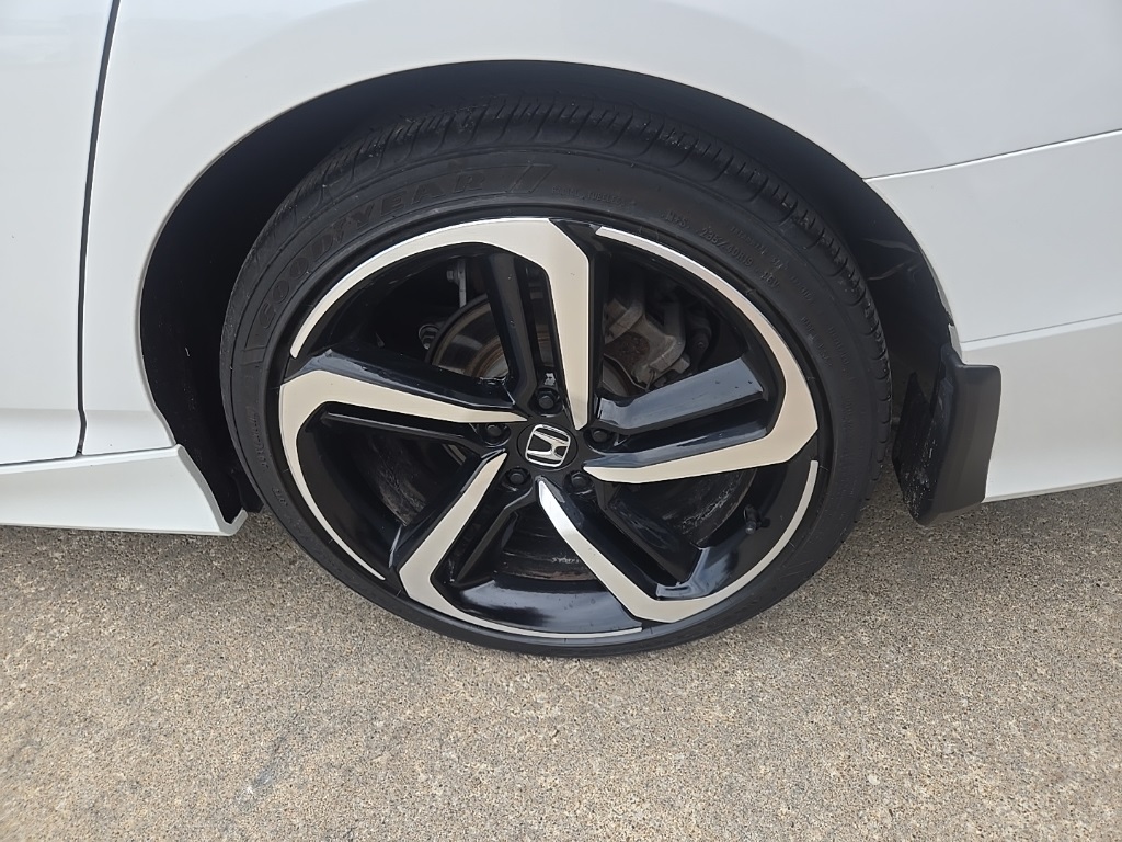 2021 Honda Accord Sport photo 17