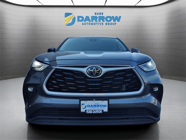 2024 Toyota Highlander LE photo 5
