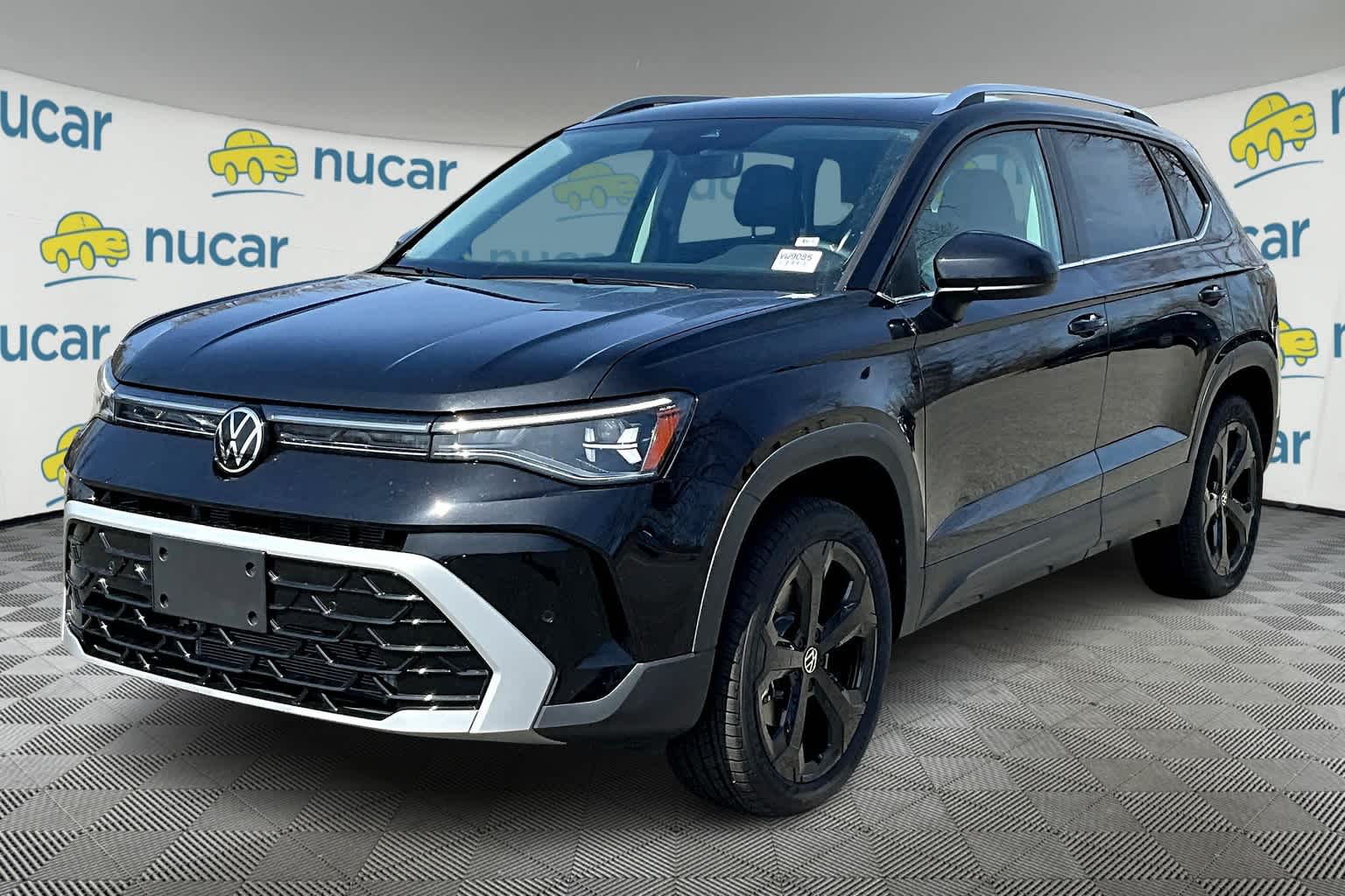 2025 Volkswagen Taos SEL photo 3