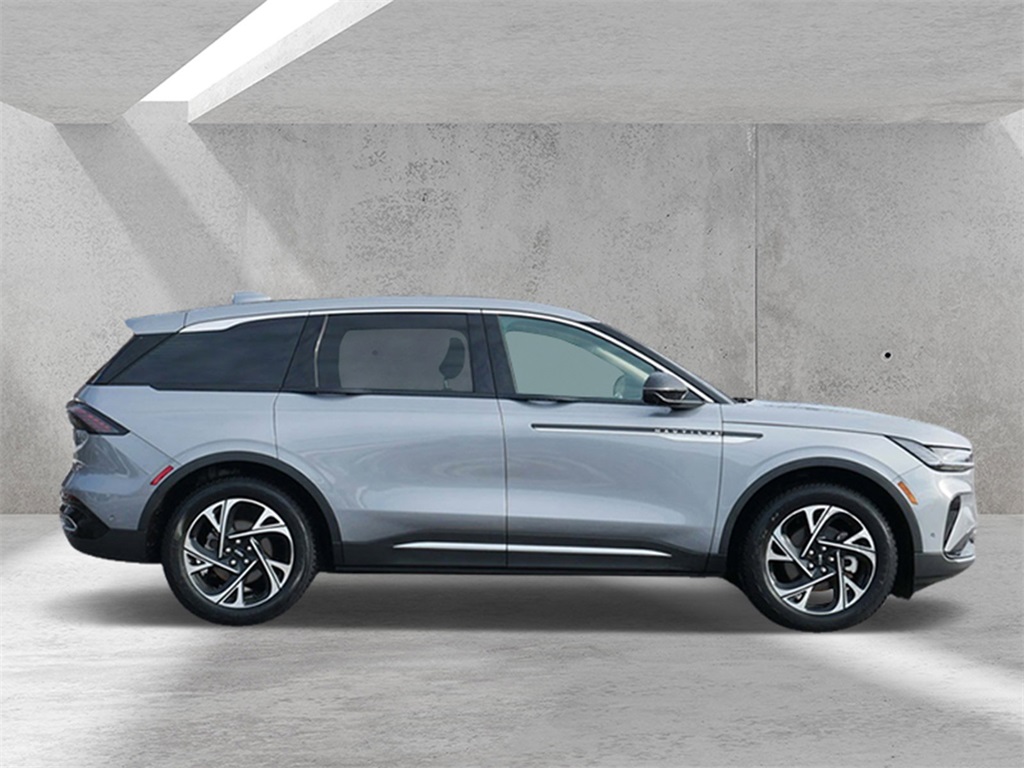 Used 2024 Lincoln Nautilus Premiere with VIN 5LMPJ8JA0RJ845495 for sale in White Bear Lake, Minnesota