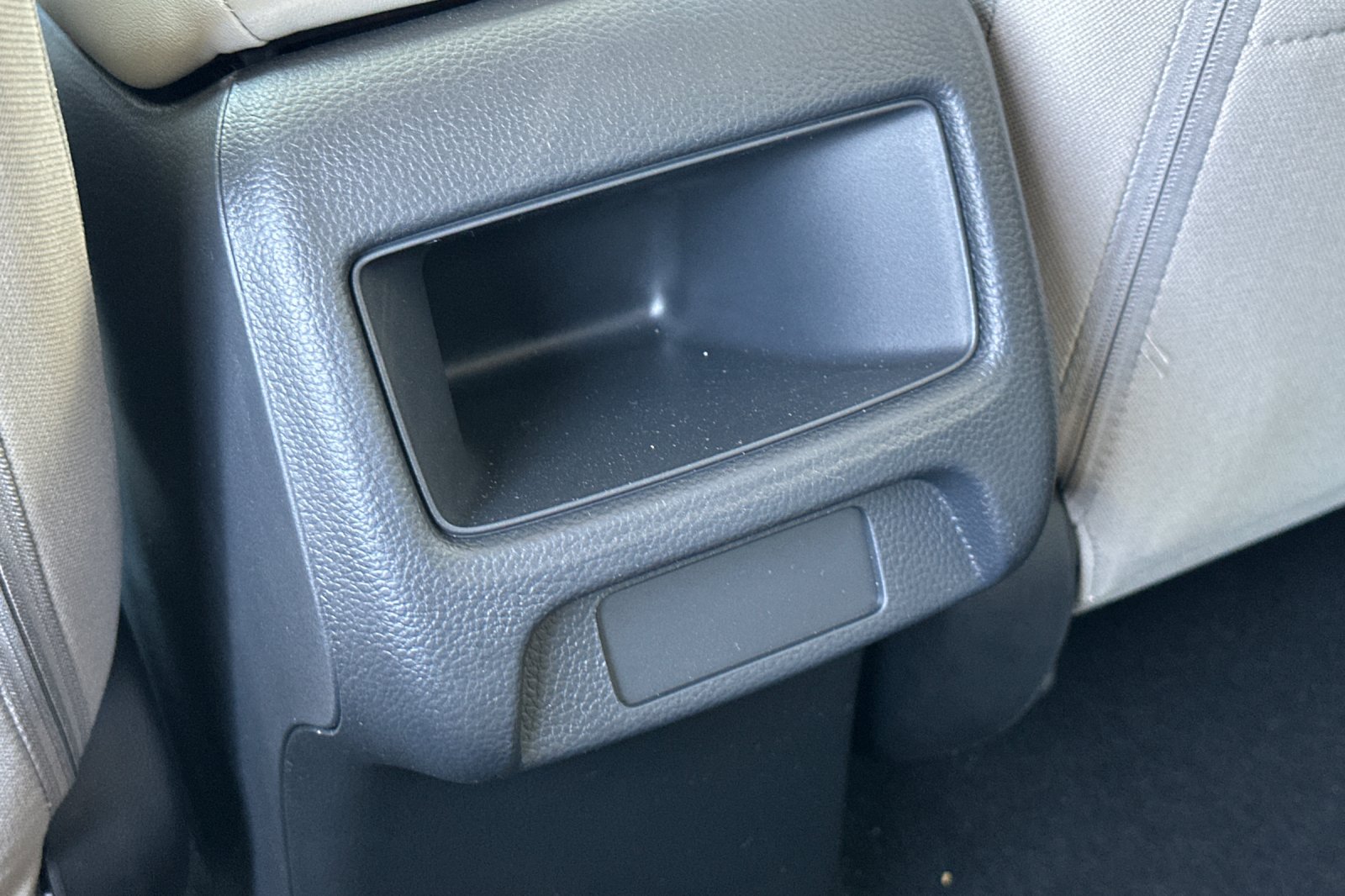 2026 Honda HR-V LX photo 12