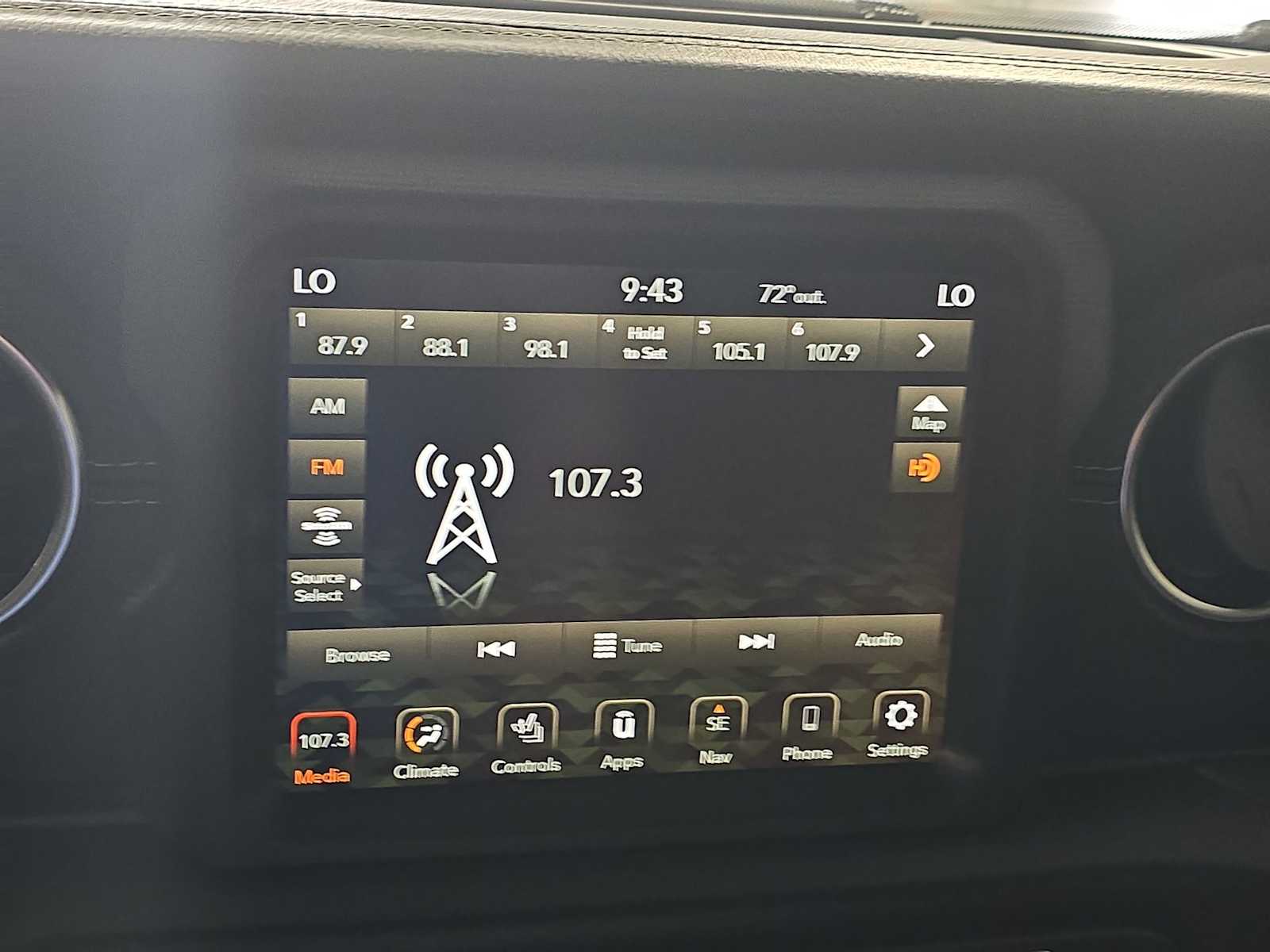 2022 Jeep Gladiator Overland photo 21