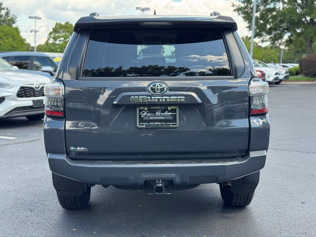 2024 Toyota 4Runner SR5 photo 9