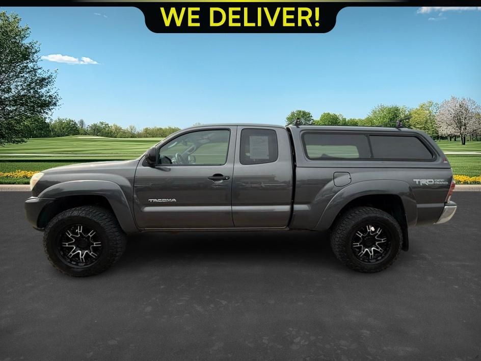 2013 Toyota Tacoma Base photo 2