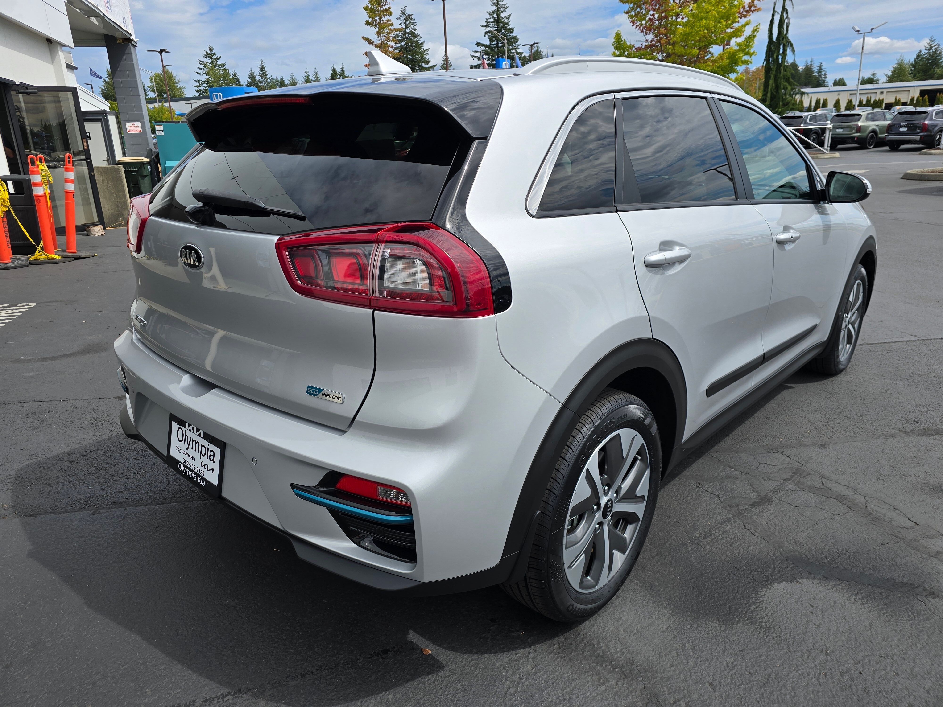 2019 Kia Niro EV EX Premium photo 2