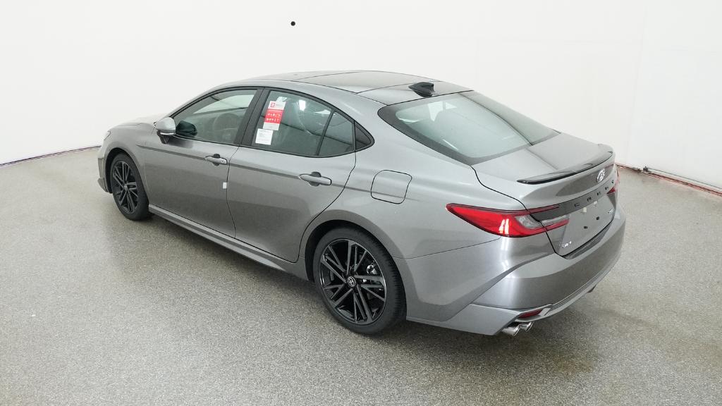 2025 Toyota Camry XSE photo 13
