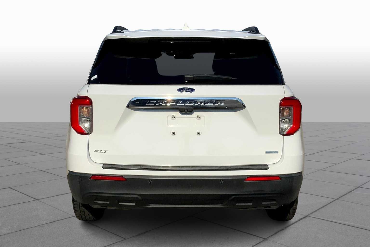 2020 Ford Explorer XLT photo 4